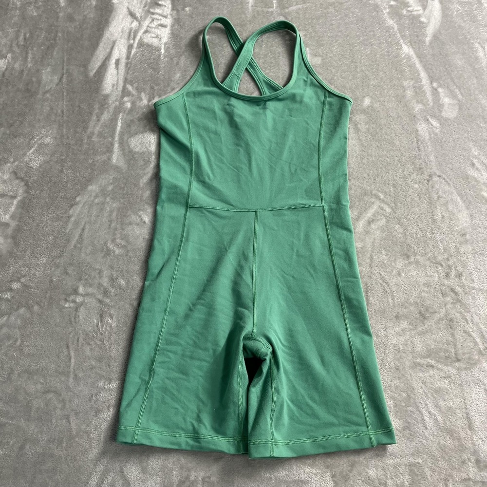TnAction Romper Womens Small Green Sleeveless Scoop Neck Crossback Yoga 5in